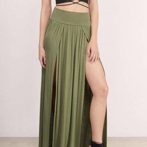 Lani Double Slit Maxi Skirt In Black - Tobi - Size Medium - NWT